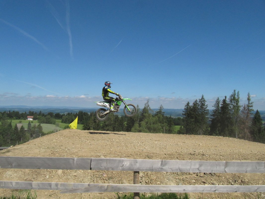 motocross45.JPG